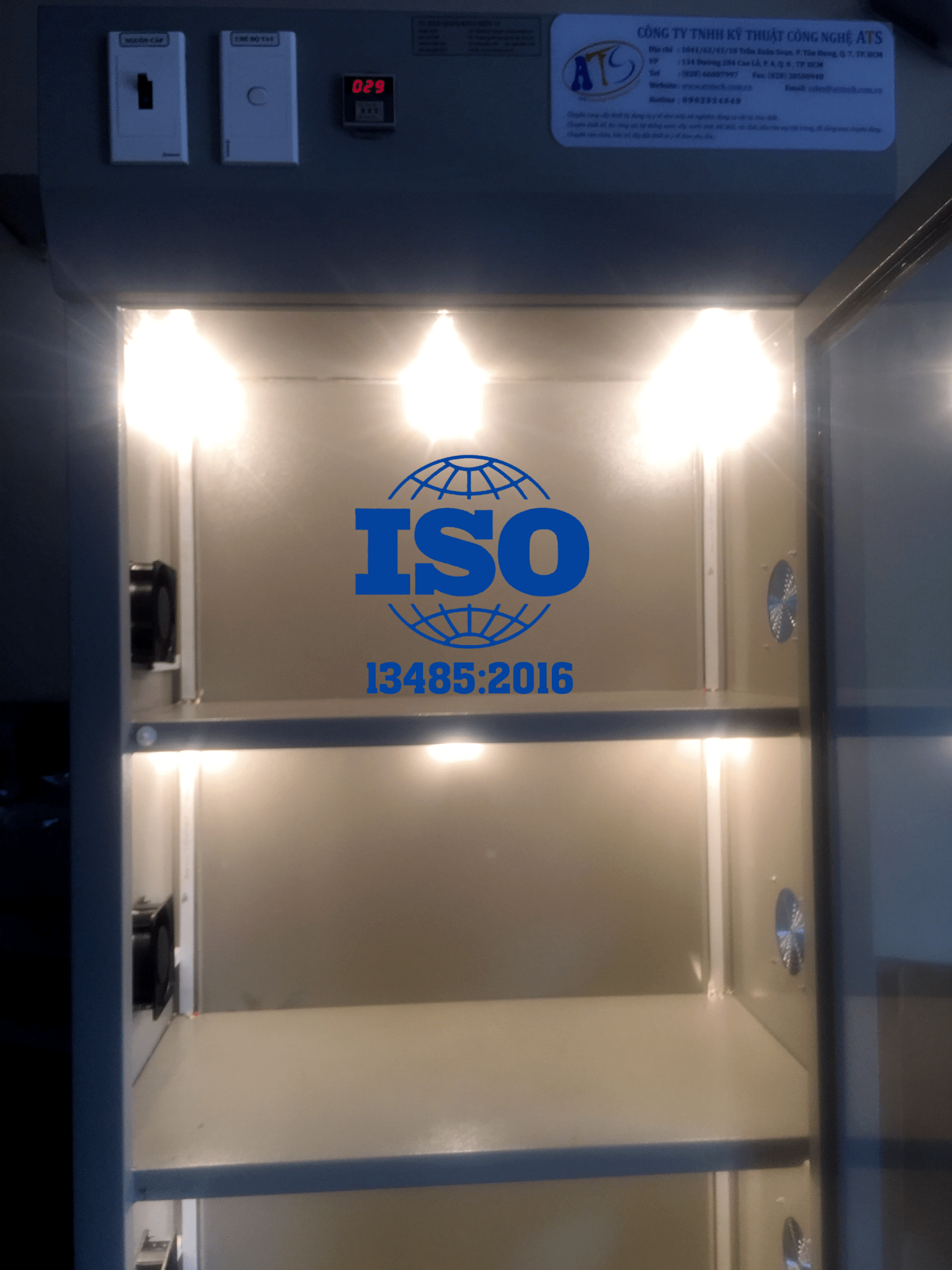 Tủ bảo quản kính hiển vi phòng thí nghiệm trường học